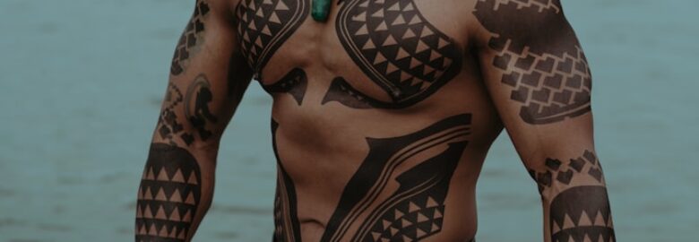 Tatouage Piercing: Tattoo Shop In Fès, Morocco